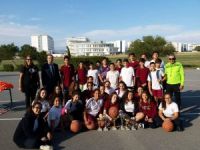YDÜ'de basketbol şöleni