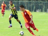Yılın başarılıları ödüllerini alıyor