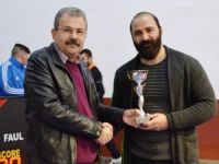 Yıldızlarda Büyükkonuk, büyüklerde DAÜ
