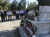 Esenyel kabri başında anıldı