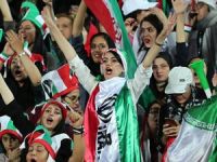 Kadınlar 40 yıl sonra tribünlerde