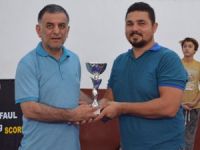 Minderde Büyükkonuk üstünlüğü