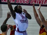 YDÜ zirveyi korudu: 66-44