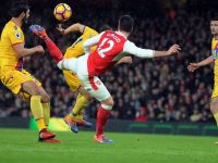 Wenger'den Giroud'a övgü