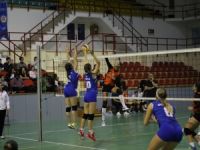 Voleybolda DAÜ’nün gecesi