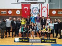 Badmintonda şampiyonlar belirlendi