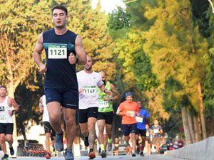 Lefkoşa çocuklar için koştu