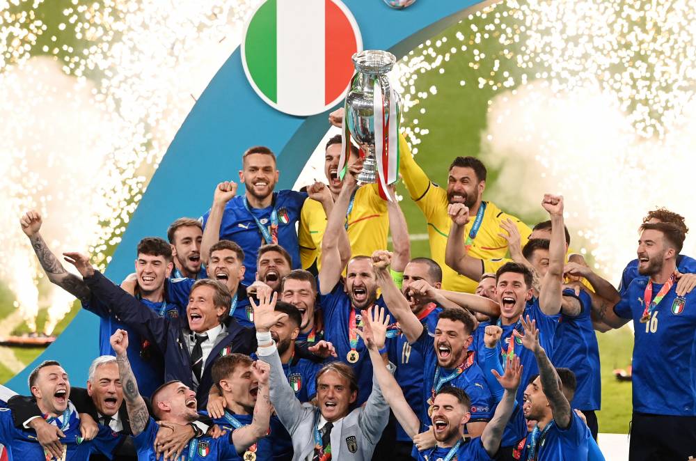 Avrupa Şampiyonu İtalya... 6
