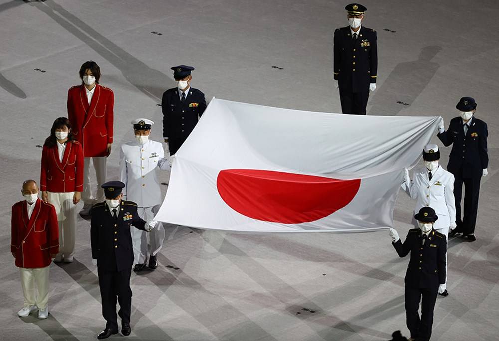 Tokyo'da görkemli açılış 19