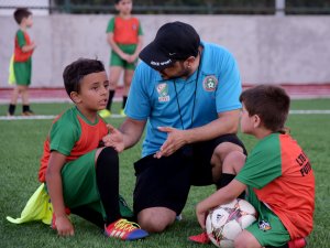 LTB Ortaköy Futbol Okulu’na ilgi artıyor