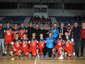 Hentbol U20’de şampiyon YDÜ