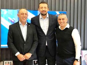 Türkoğlu’ndan Basketbol Federasyonu’na övgü