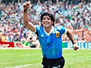 "Maradona Tanrı’nın Ellerinde"