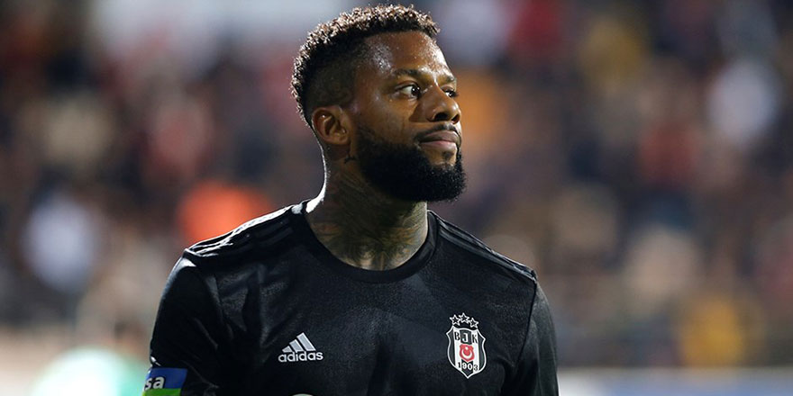 Lens ve Douglas Beşiktaş’ta kaldı