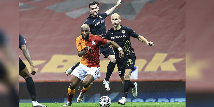 Galatasaray, gol averajıyla kaybetti