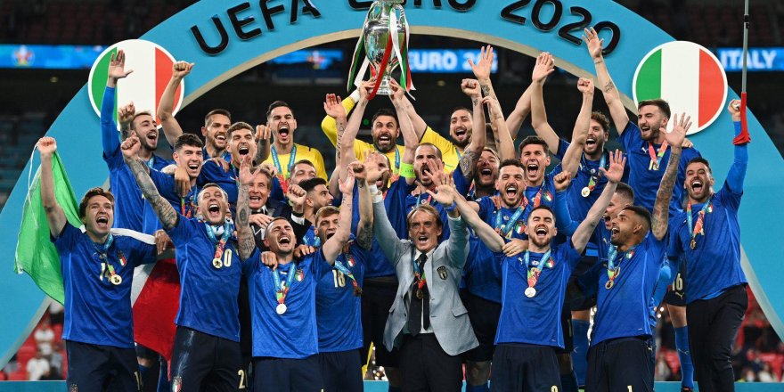 İtalya 53 yıl sonra şampiyon