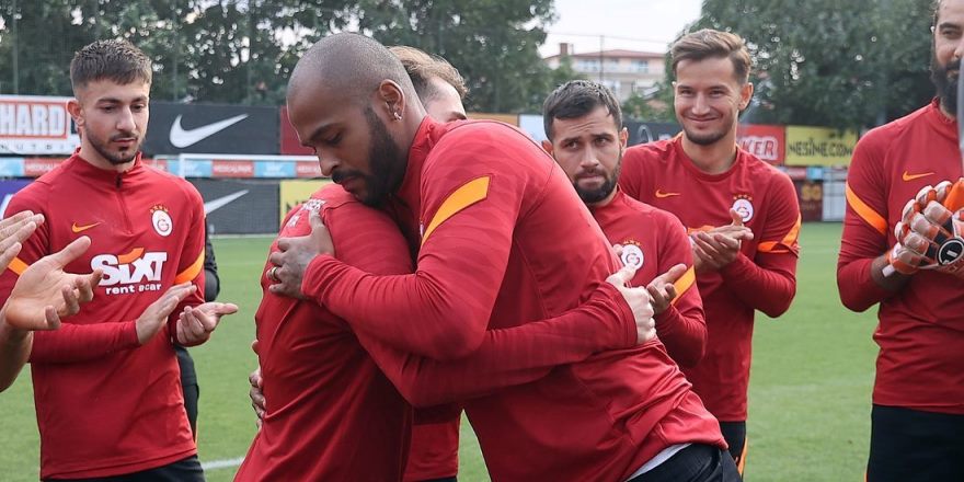 Galatasaray'da barış sağlandı