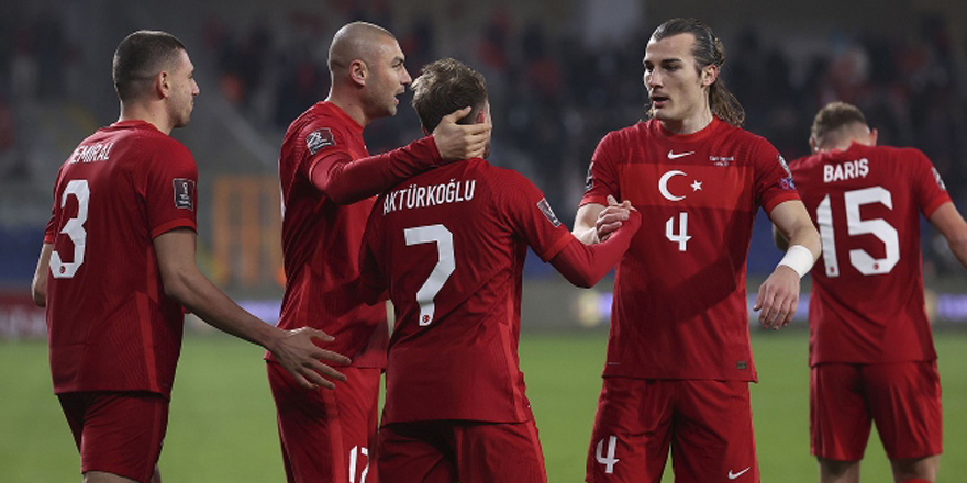 Türkiye, Cebelitarık'ı farklı geçti: 6-0