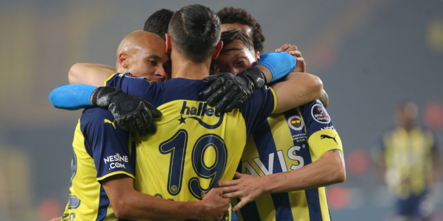 Fenerbahçe farka koştu: 0-4
