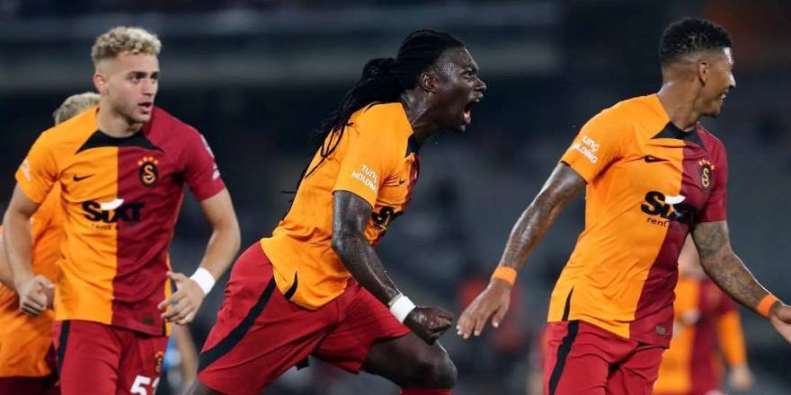 Galatasaray yine Gomis'le güldü