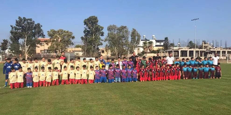 Dumlupınar Akademi Futbol Turnuvası serisinin üçüncü ayağı tamamlandı