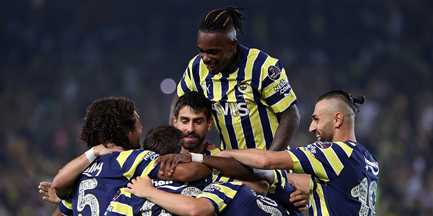 Fenerbahçe Konyaspor’a konuk oluyor