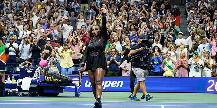 Serena Williams kortlara veda etti