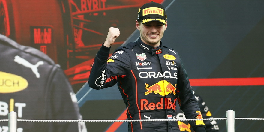 Verstappen, Formula 1 tarihine geçti