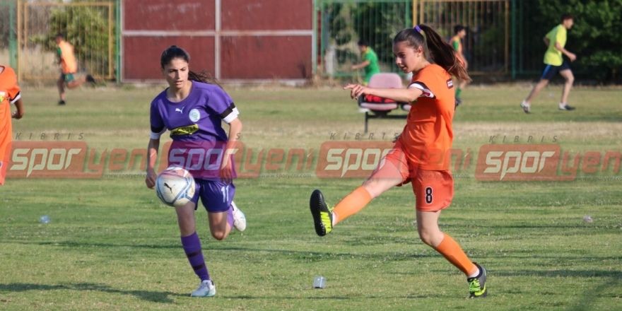 Kadınlar Kıbrıs Kupası heyecanı başladı