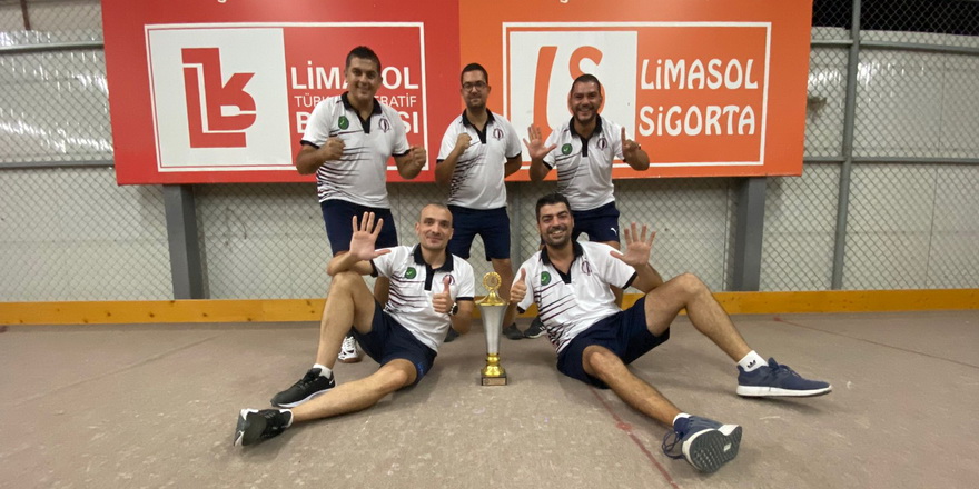 Erkekler Bocce Ligi şampiyonu YDÜ