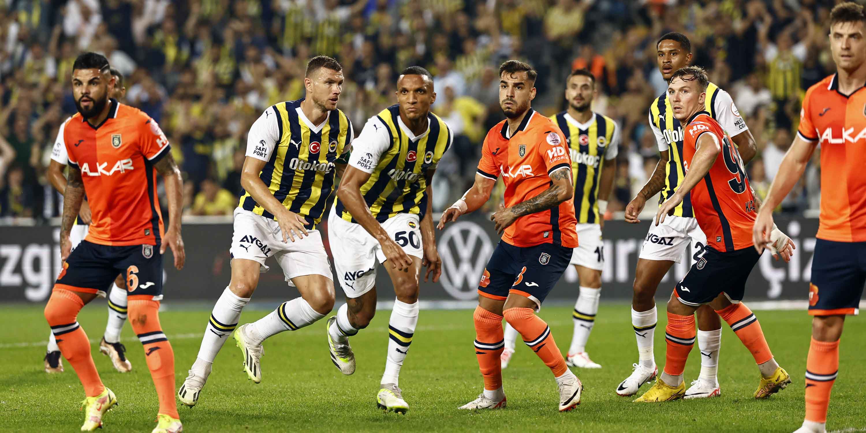 Fenerbahçe, Başakşehir'e konuk olacak