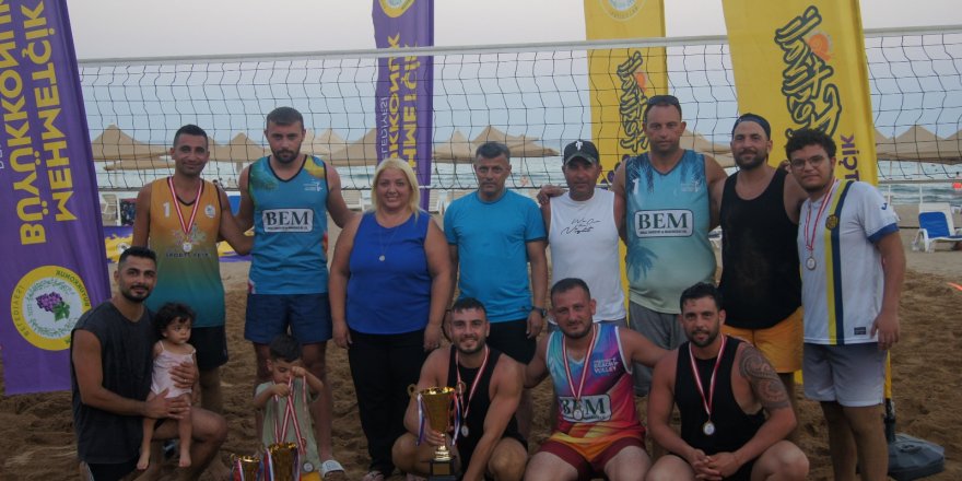 Amatör Plaj Voleybol Turnuvası tamamlandı