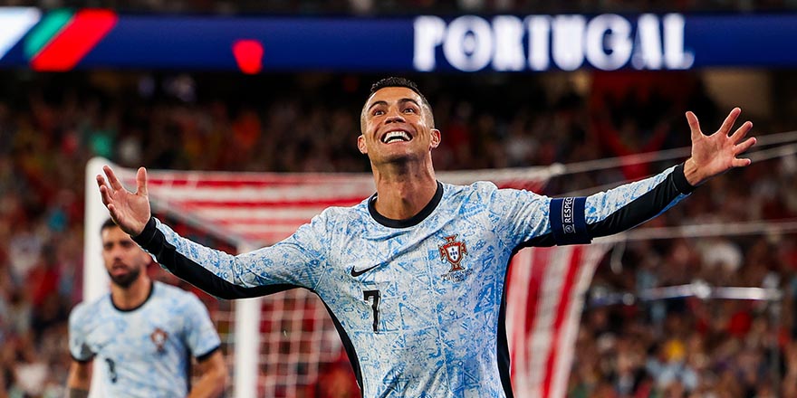 Ronaldo, futbol tarihinde 900 gol atan ilk futbolcu oldu