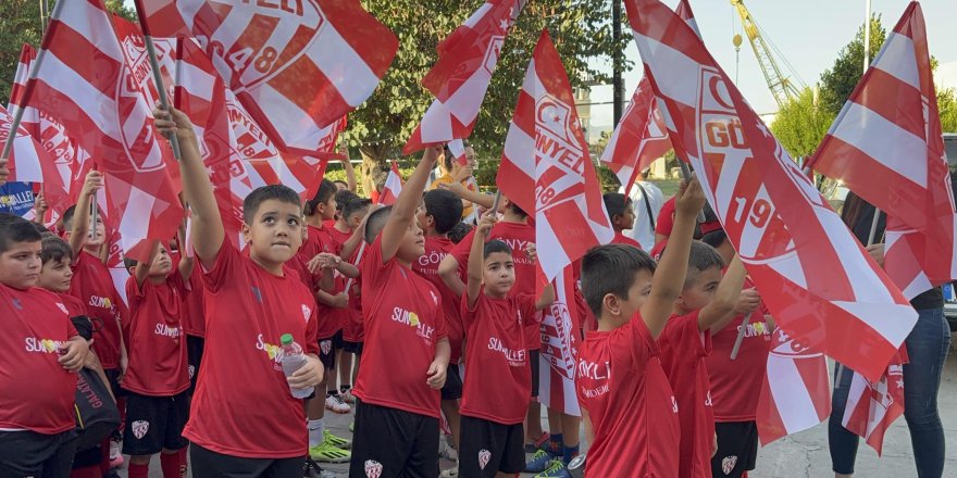 Gönyeli’den sezona coşkulu merhaba