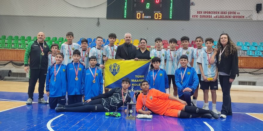 Ortaokul futsalda TMK şampiyon