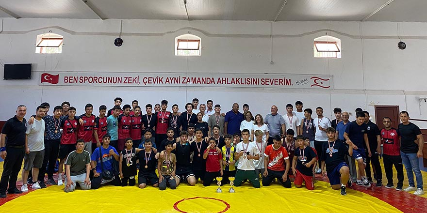 Güreşte Fikri Karayel Kupası, Lefkoşa ve Lapta’nın