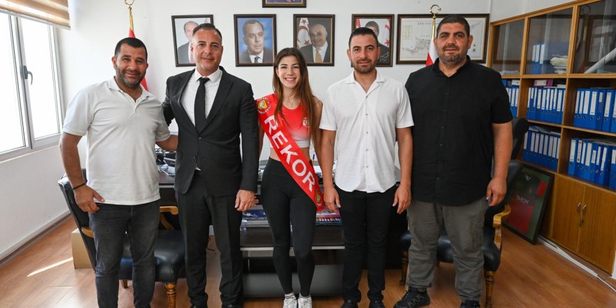 Rekortmen atlet Ecem Nehir Çelik’ten Cahitoğlu’na ziyaret