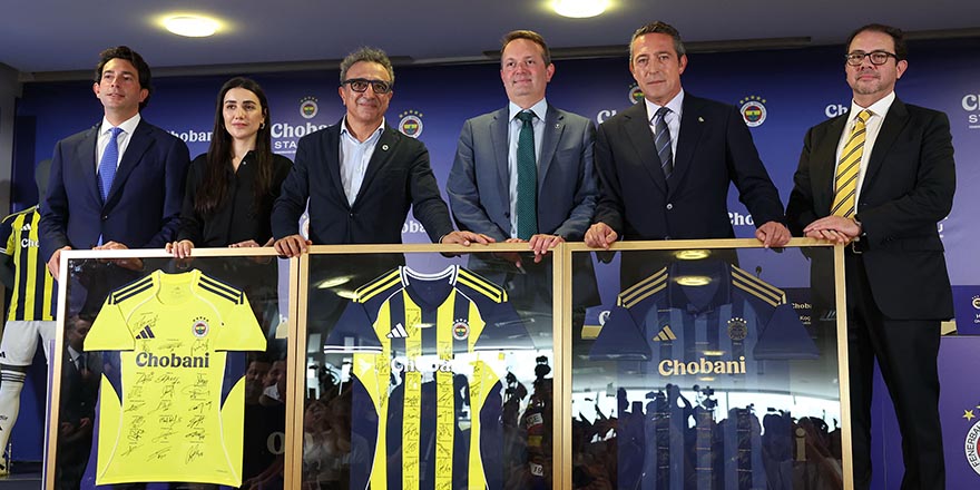 Fenerbahçe’de imzalar stat isim ve forma sponsorluğu için atıldı