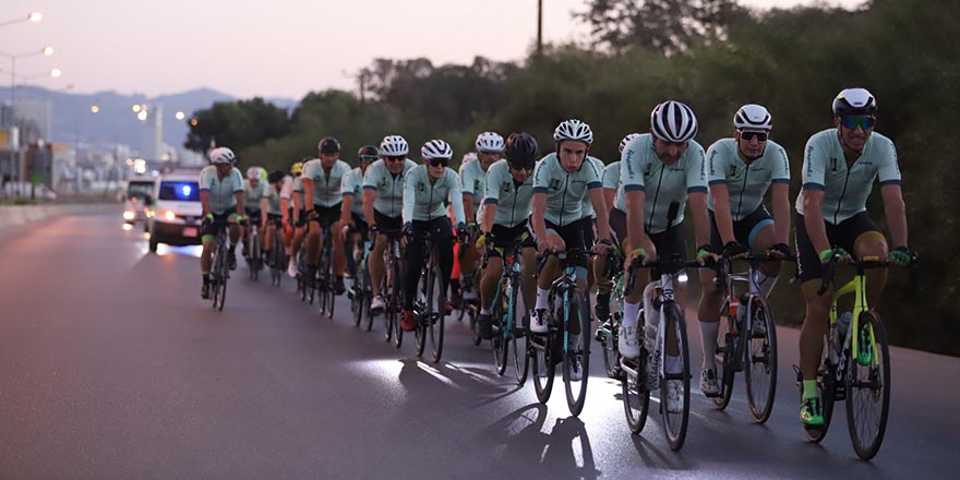 Pedallar geleneksel turda çevrildi
