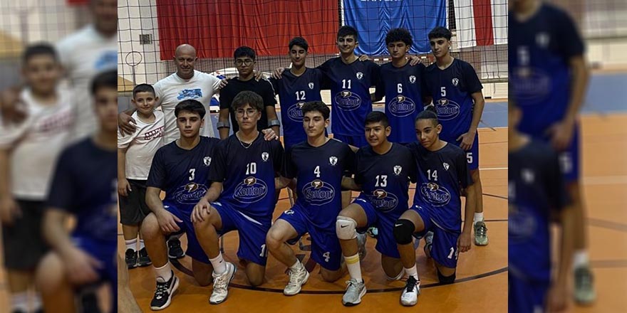 Voleybolda U17 liglerinde beş maç oynandı