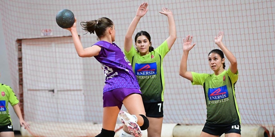 Hentbolda U18 Ligi başladı