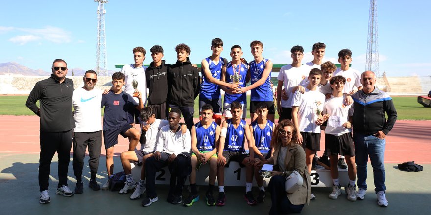 Cumhuriyet Yol Koşusu gerçekleştirildi