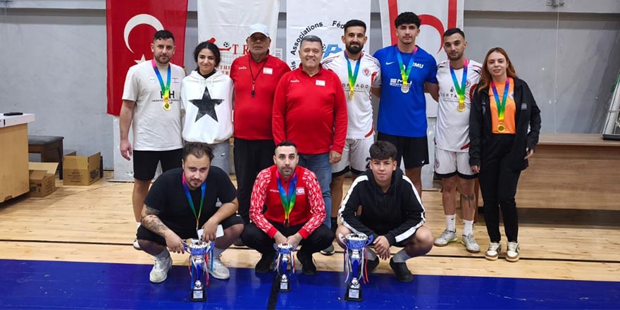 Adaspor ve DAÜ şampiyon