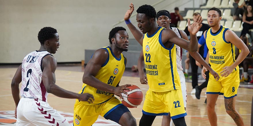 Çekişmeli maçta kazanan UKÜ: 68-65