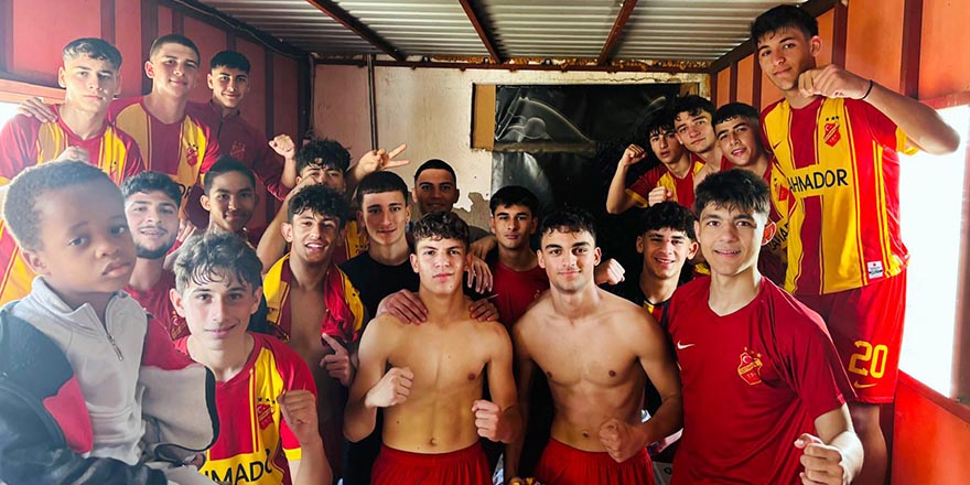 Çetinkaya liderliğe yükseldi