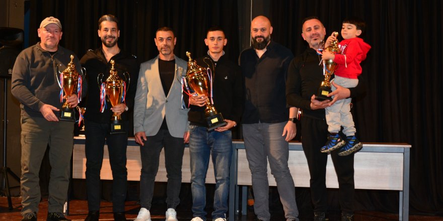 2025 sezonunda başarılı olan sporcular kupalarını aldı