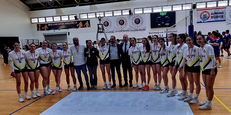 NKL ve Erenköy Lisesi şampiyon