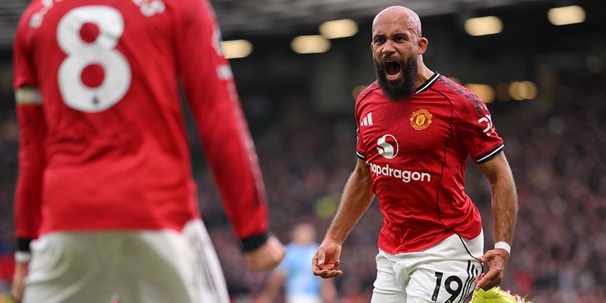 Manchester derbisi United’ın: 2-0