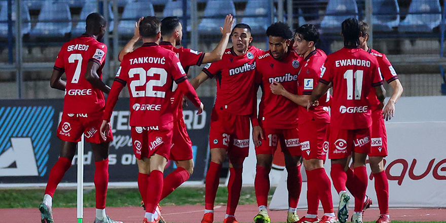 Omonia liderliğini sürdürüyor