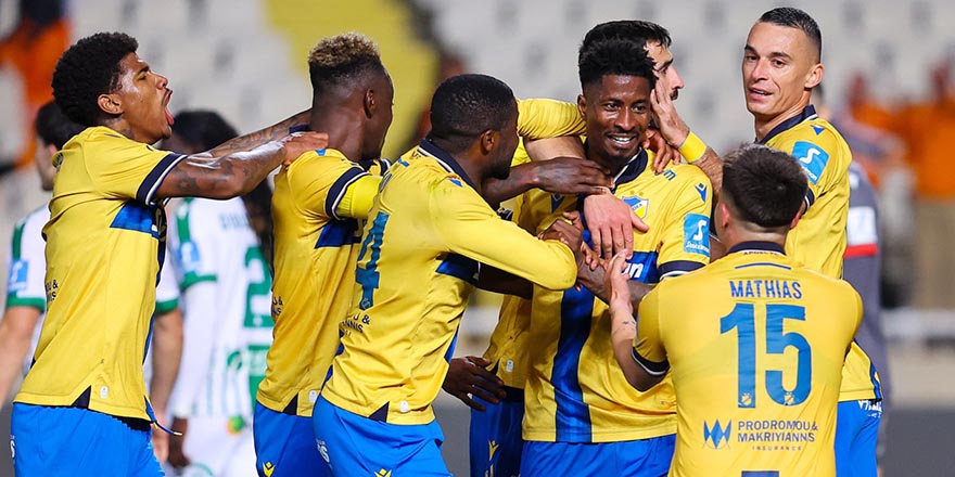 Derbiyi kazandıran gol Yenicamili Peter’den